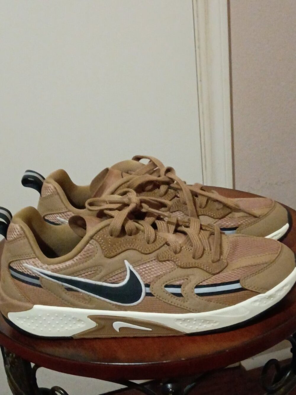 NIKE FN0314-200 Jam Brown Driftwood Women's Sneakers- SIZE 9